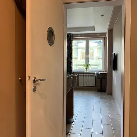 Apartment Center